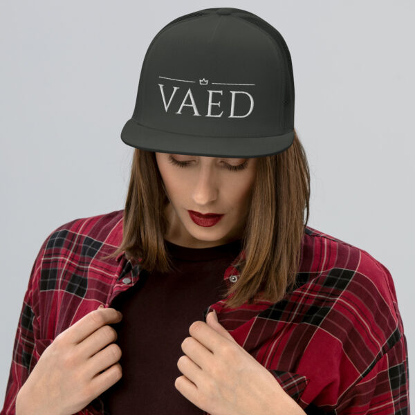 🧢 Casquette Trucker – Look Rétro & Urbain par VAED CLOTHES – Image 4