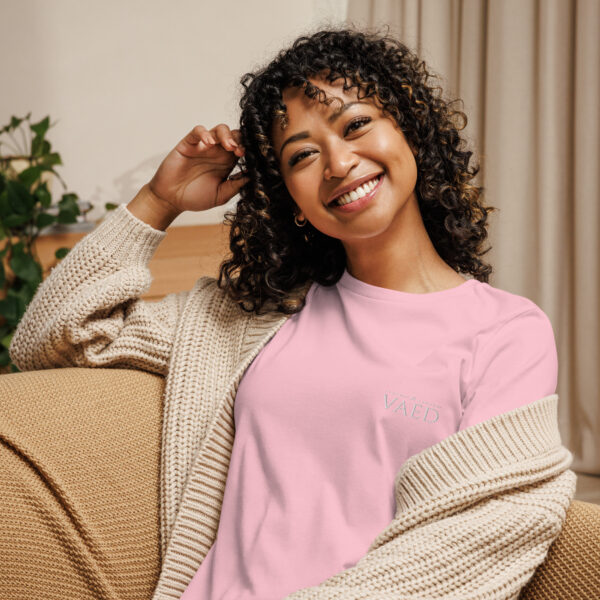 Le T-shirt décontracté VAED : Confort et style réunis pour la femme moderne – Image 5