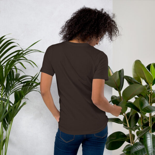 T-shirt femme VAED CLOTHES – L’Essence de l’Audace Urbaine – Image 13