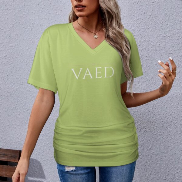 T‑Shirt Femme Col V Plissé – Coupe Regular Stretch, Plis Sculptants, Mode Éthique & Confort – Image 4